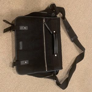Messenger bag